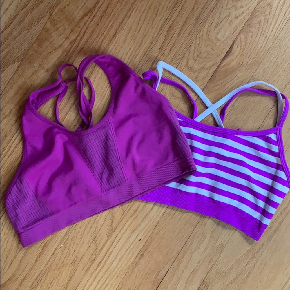 TWO fabletics sports bras